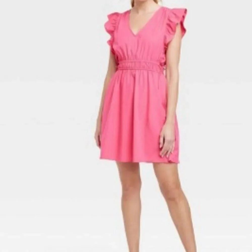 Universal Thread NWT pink ruffled tie waist mini dress small